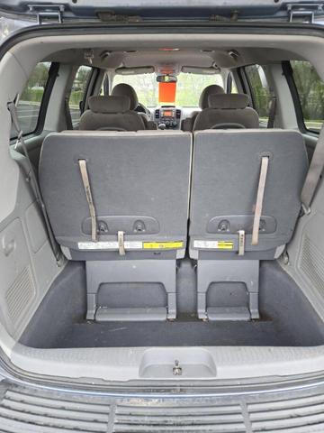 Photo of 2010 Blue Kia Sedona