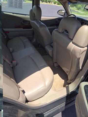 Photo of 2001 Green Buick LeSabre