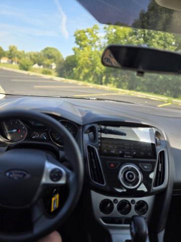Photo of 2012 Black Ford Focus
