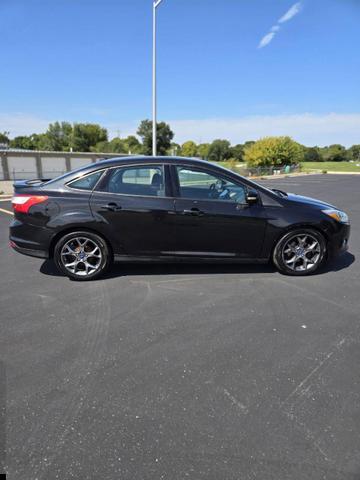 Photo of 2012 Black Ford Focus