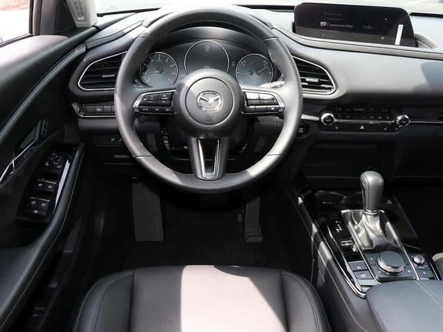 Photo of 2025 Snowflake White Pearl Mazda CX-30
