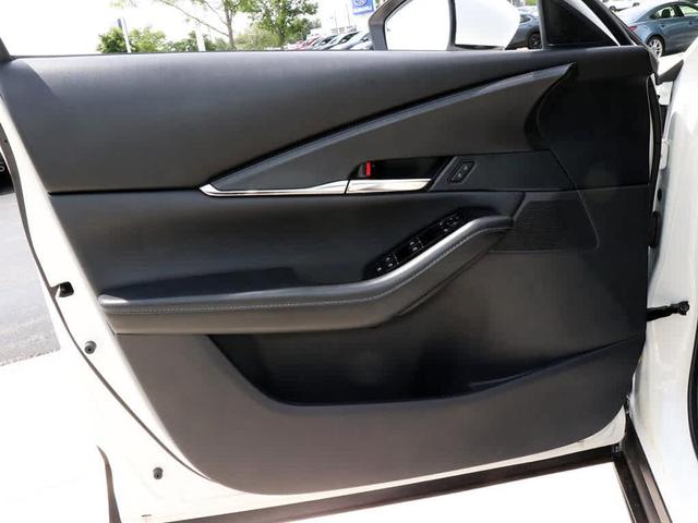 Photo of 2025 Snowflake White Pearl Mazda CX-30
