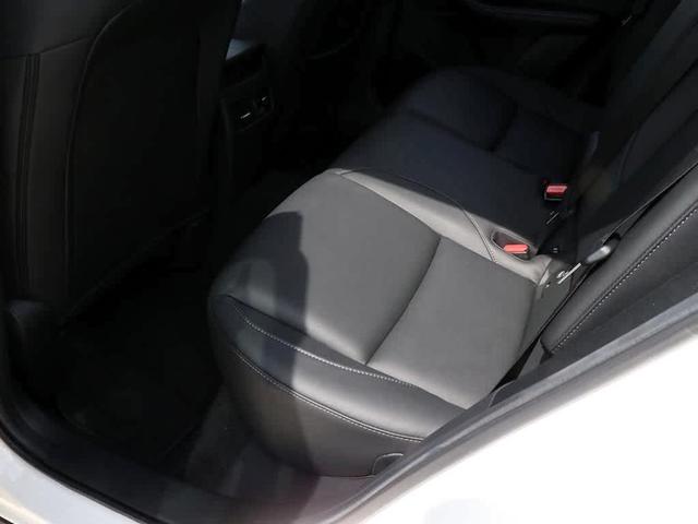 Photo of 2025 Snowflake White Pearl Mazda CX-30