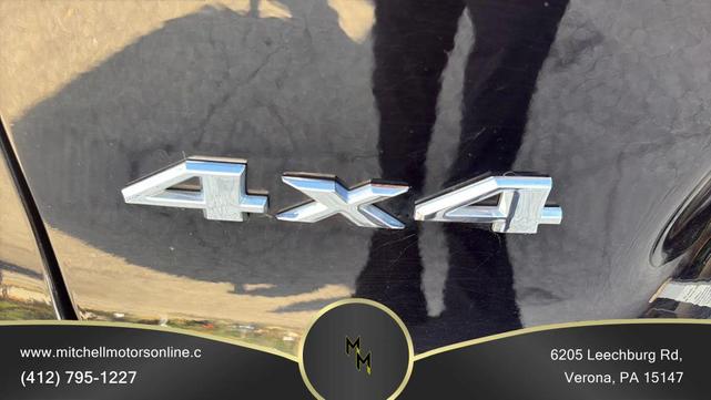 Photo of 2019 Diamond Black Crystal Pearlcoat Jeep Cherokee