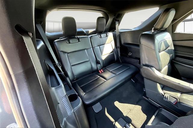 Photo of 2020 Gray Metallic Ford Explorer