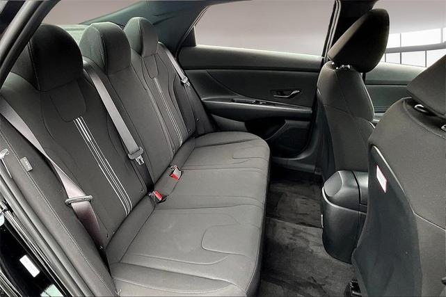 Photo of 2025 Black Hyundai ELANTRA HEV