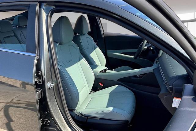 Photo of 2025 Amazon Gray Hyundai ELANTRA HEV