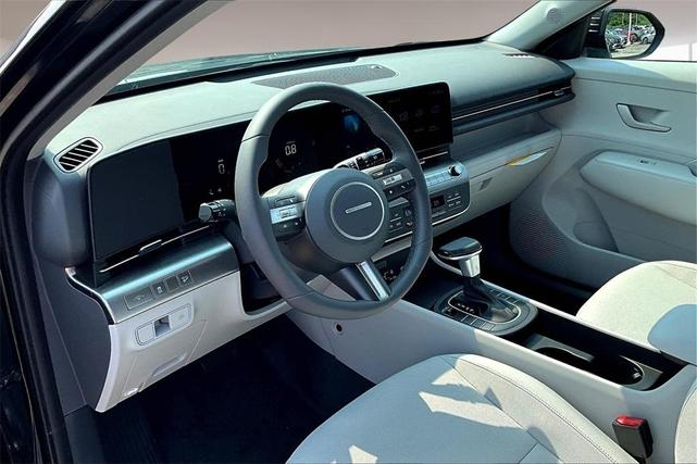 Photo of 2025 Abyss Black Pearl Hyundai KONA