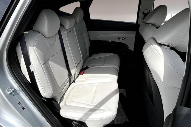 Photo of 2025 Shimmering Silver Hyundai TUCSON