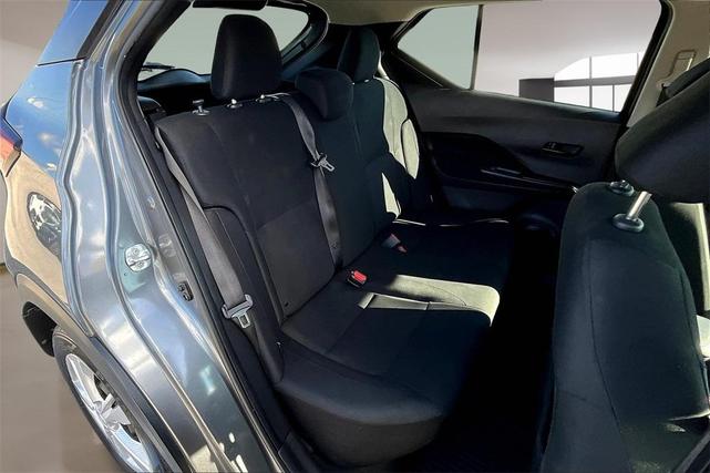 Photo of 2023 Gun Metallic Nissan Kicks
