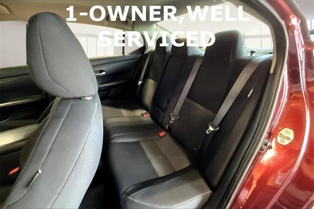 Photo of 2022 Rosewood Metallic Nissan Sentra