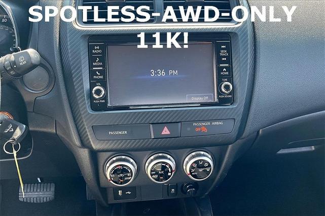 Photo of 2024 White Mitsubishi Outlander Sport