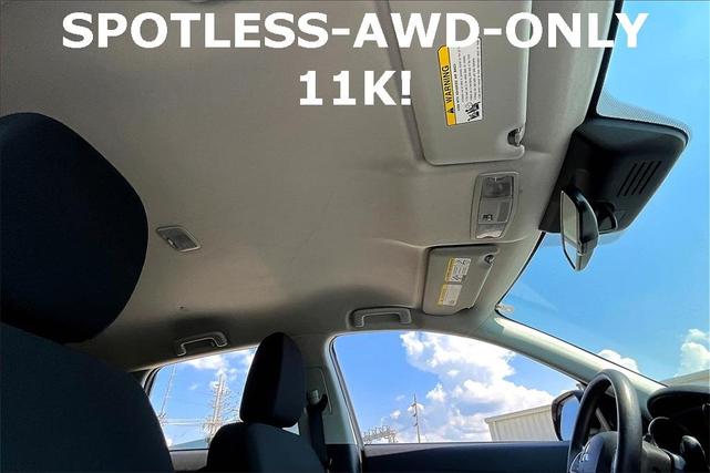 Photo of 2024 White Mitsubishi Outlander Sport