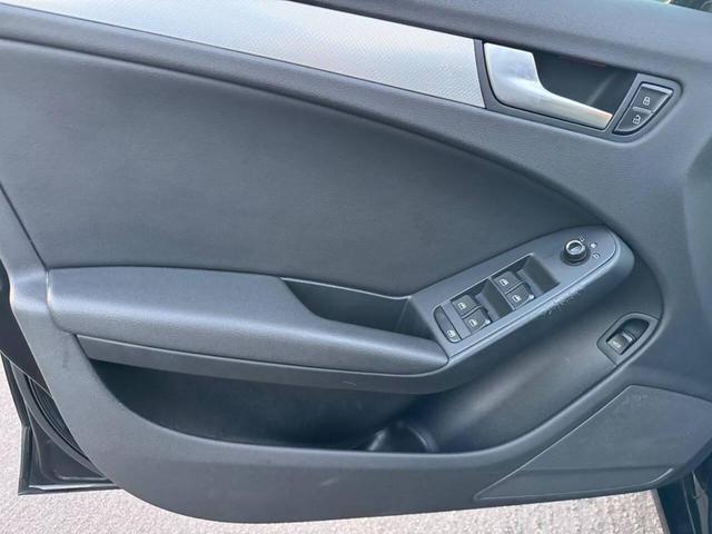 Photo of 2011 Black Audi A4