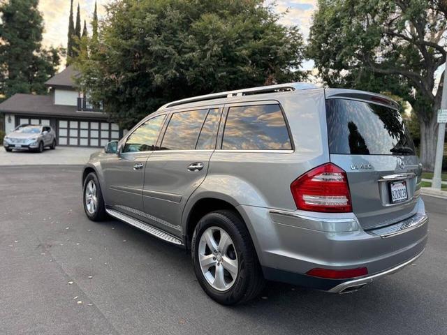 Photo of 2012 Silver Mercedes-Benz GL-Class