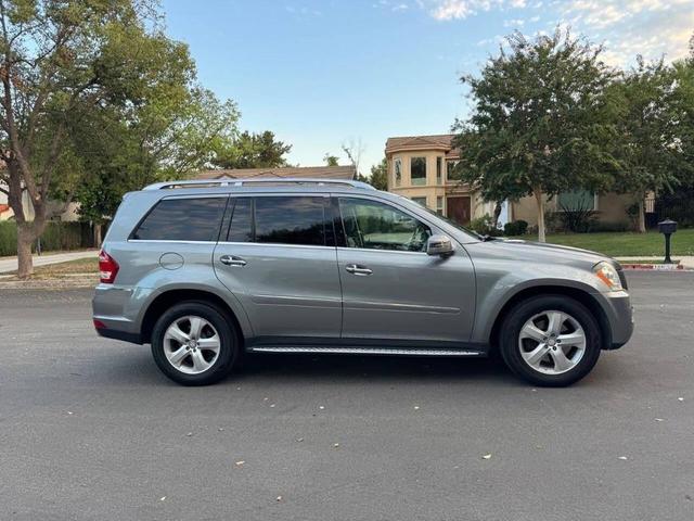 Photo of 2012 Silver Mercedes-Benz GL-Class