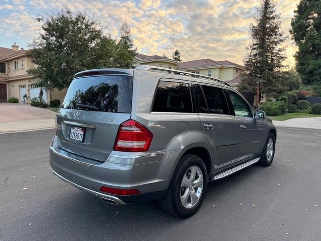 Photo of 2012 Silver Mercedes-Benz GL-Class