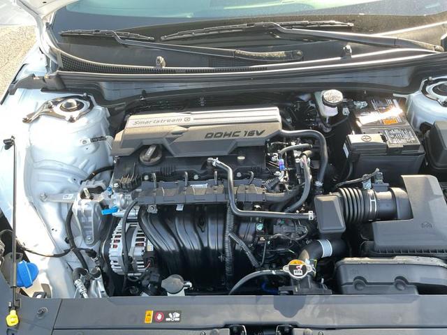 Photo of 2025 Snow White Pearl Kia K4
