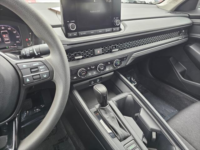 Photo of 2023 Platinum White Pearl Honda Accord