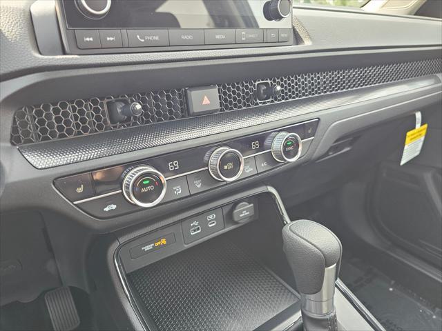 Photo of 2025 Urban Gray Pearl Honda CR-V