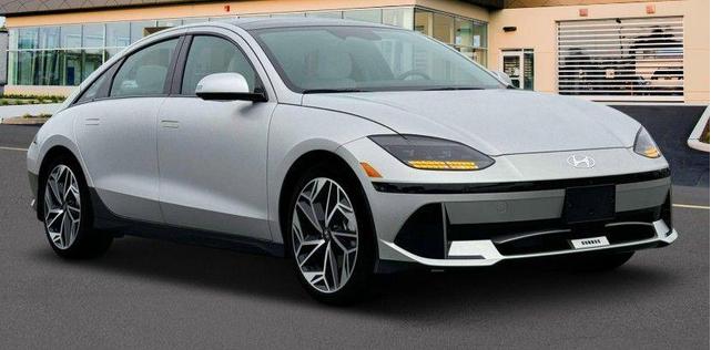 Photo of 2025 Gold Hyundai IONIQ 6