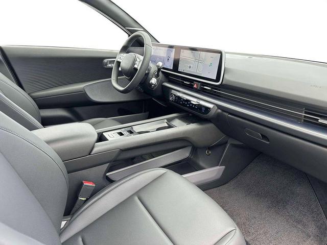 Photo of 2025 Gold Hyundai IONIQ 6