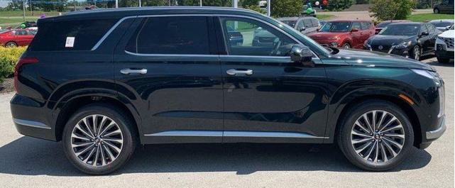 Photo of 2025 Emerald Hyundai PALISADE