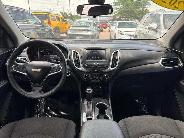 Photo of 2020 Nightfall Gray Metallic Chevrolet Equinox