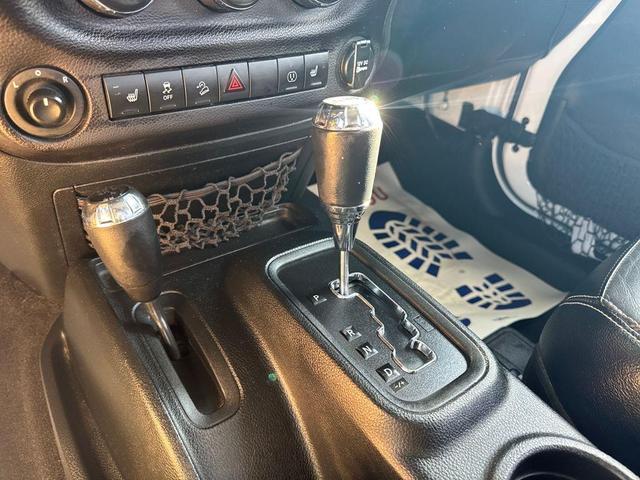 Photo of 2018 Bright White Clearcoat Jeep Wrangler JK
