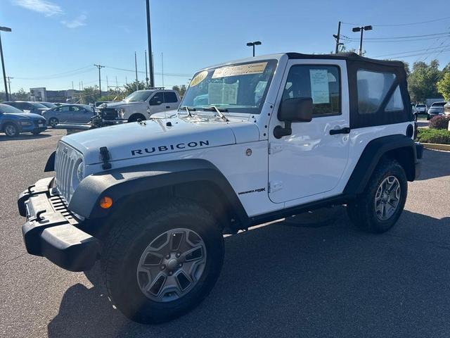 Photo of 2018 Bright White Clearcoat Jeep Wrangler JK