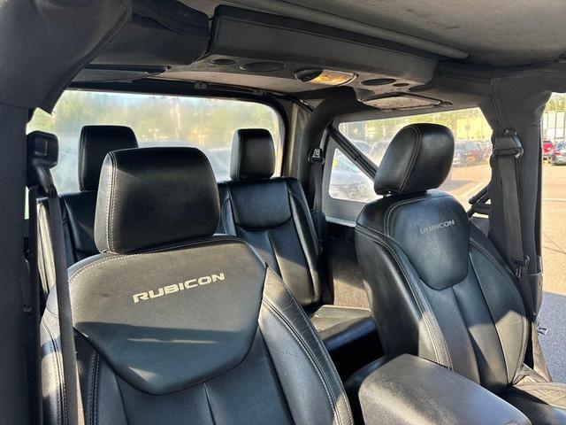 Photo of 2018 Bright White Clearcoat Jeep Wrangler JK