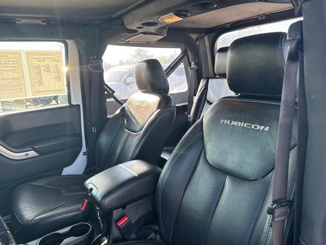 Photo of 2018 Bright White Clearcoat Jeep Wrangler JK