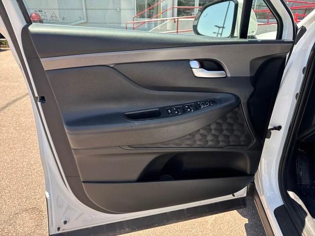 Photo of 2019 Quartz White Hyundai SANTA FE
