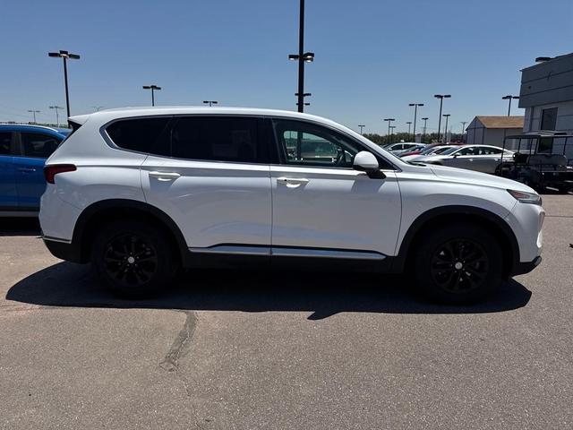 Photo of 2019 Quartz White Hyundai SANTA FE