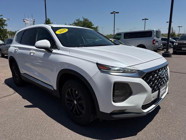 Photo of 2019 Quartz White Hyundai SANTA FE