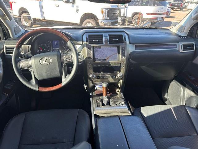 Photo of 2019 Gray Lexus GX 460