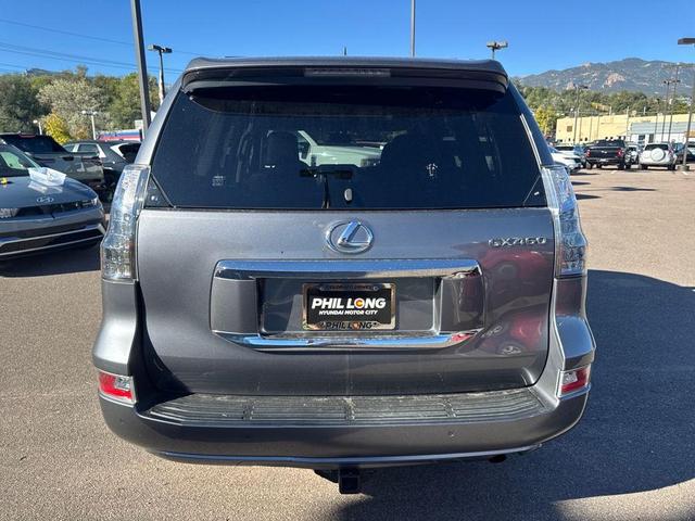 Photo of 2019 Gray Lexus GX 460