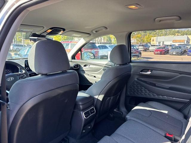 Photo of 2023 Shimmering Silver Pearl Hyundai SANTA FE