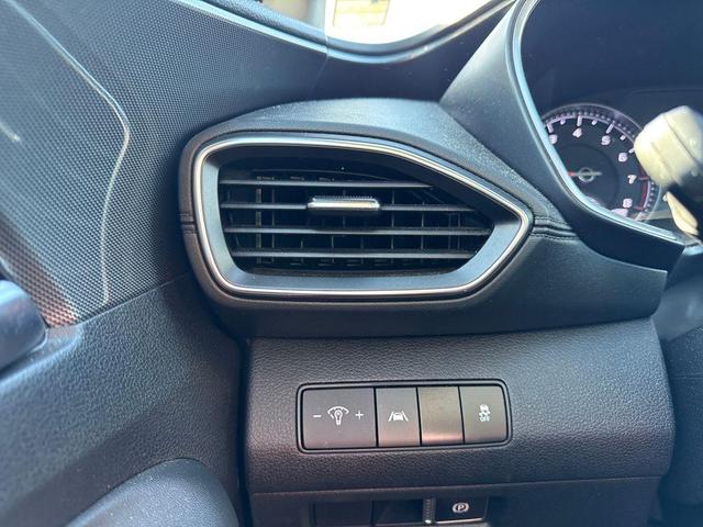 Photo of 2023 Shimmering Silver Pearl Hyundai SANTA FE