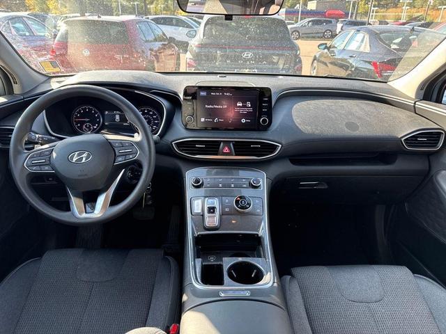 Photo of 2023 Shimmering Silver Pearl Hyundai SANTA FE