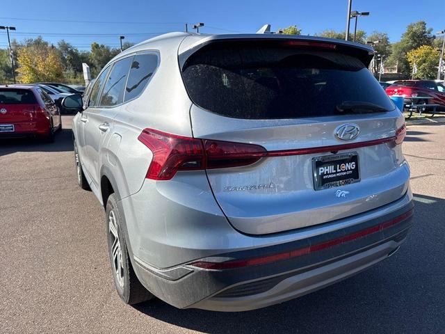 Photo of 2023 Shimmering Silver Pearl Hyundai SANTA FE