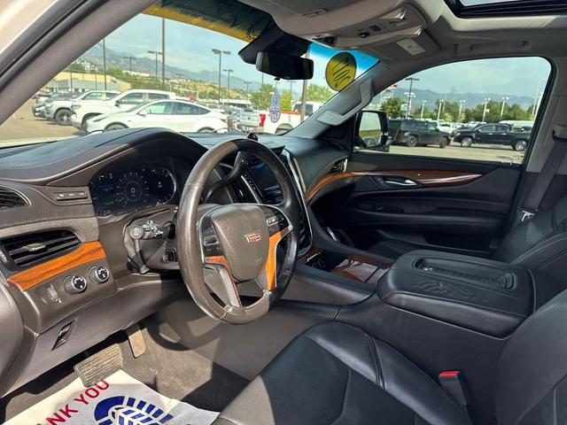 Photo of 2017 White Cadillac Escalade