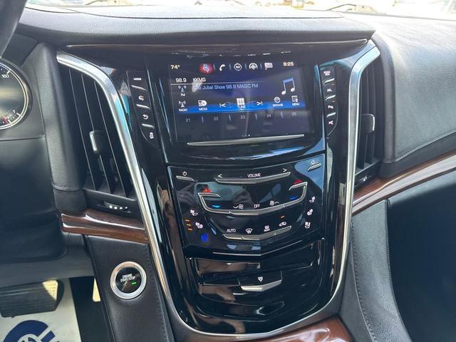 Photo of 2017 White Cadillac Escalade