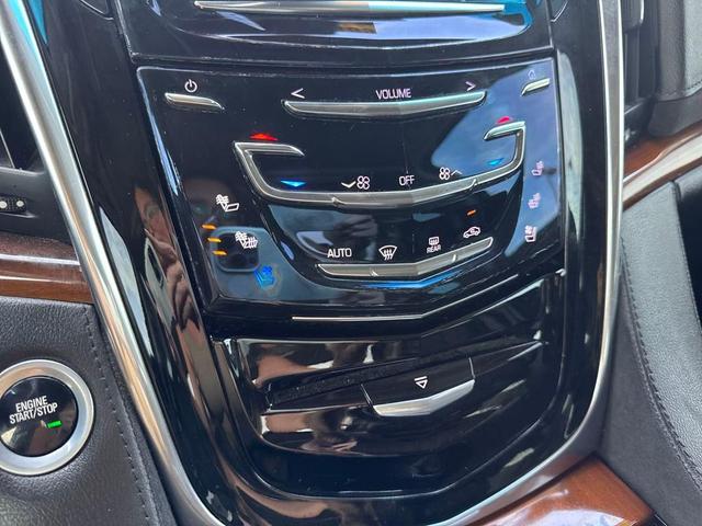 Photo of 2017 White Cadillac Escalade