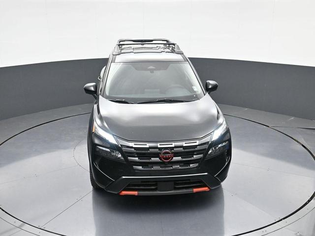 Photo of 2025 Black Nissan Rogue