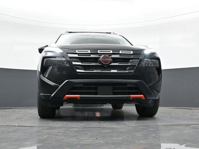 Photo of 2025 Black Nissan Rogue