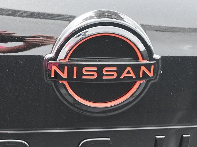 Photo of 2025 Black Nissan Rogue