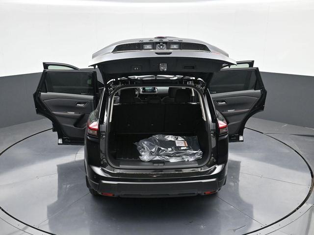 Photo of 2025 Black Nissan Rogue