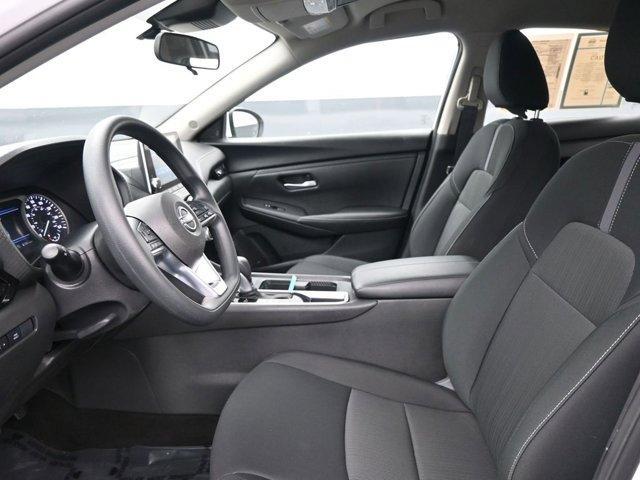 Photo of 2025 Cloud White Nissan Sentra