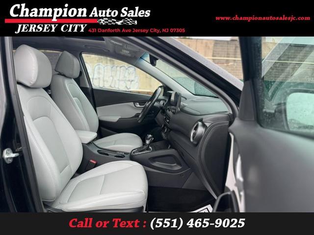 Photo of 2022 Black Hyundai KONA